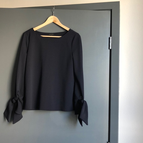 Ann Taylor Tops - Tie sleeve boat neck top